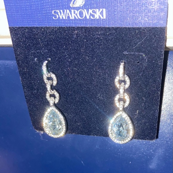 Swarovski Pierced Earrings Adore Teardrop Crystal Silver - Picture 8 of 10